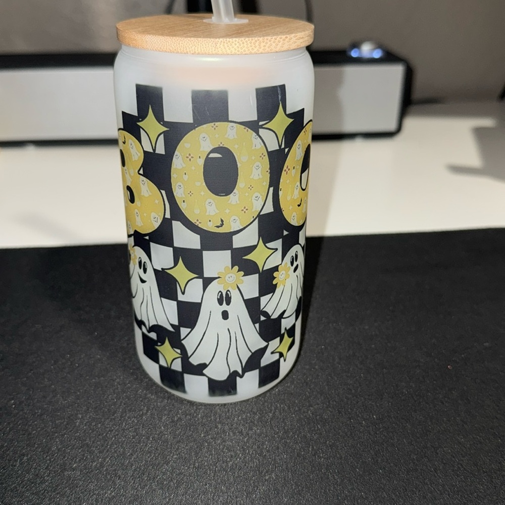 Glass tumbler